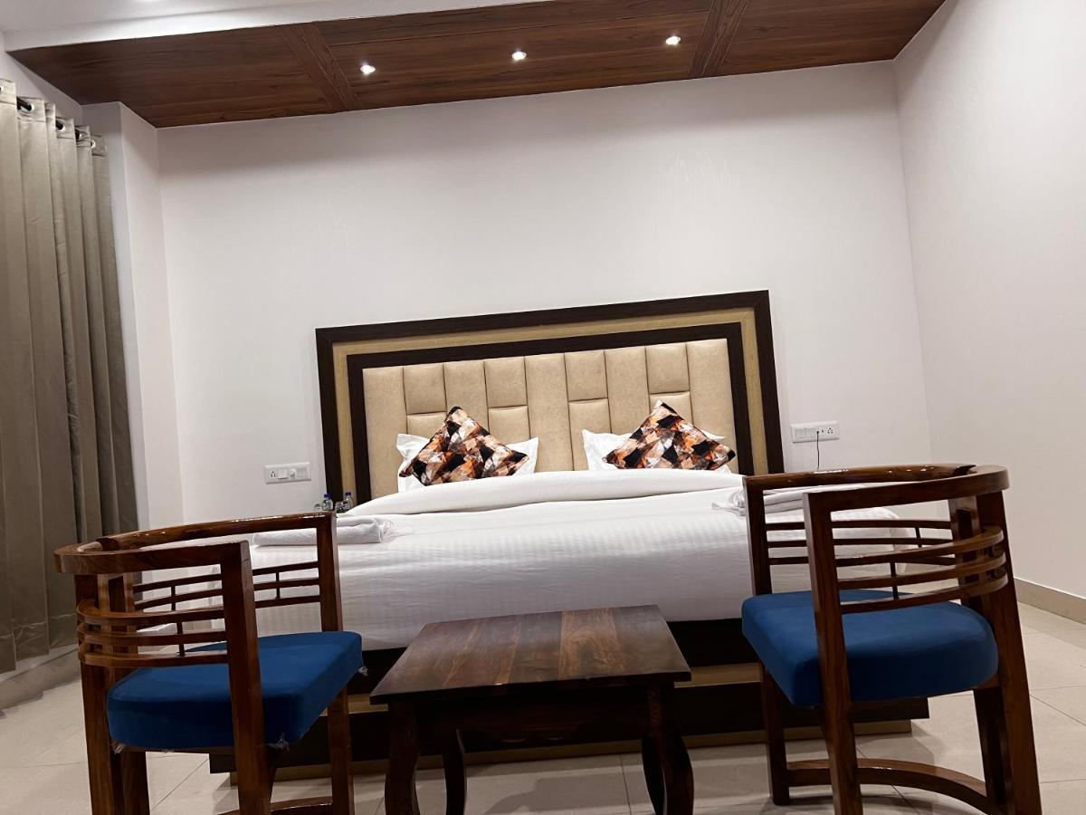 Hotel Himalayan Heritage Sarāhan Zewnętrze zdjęcie